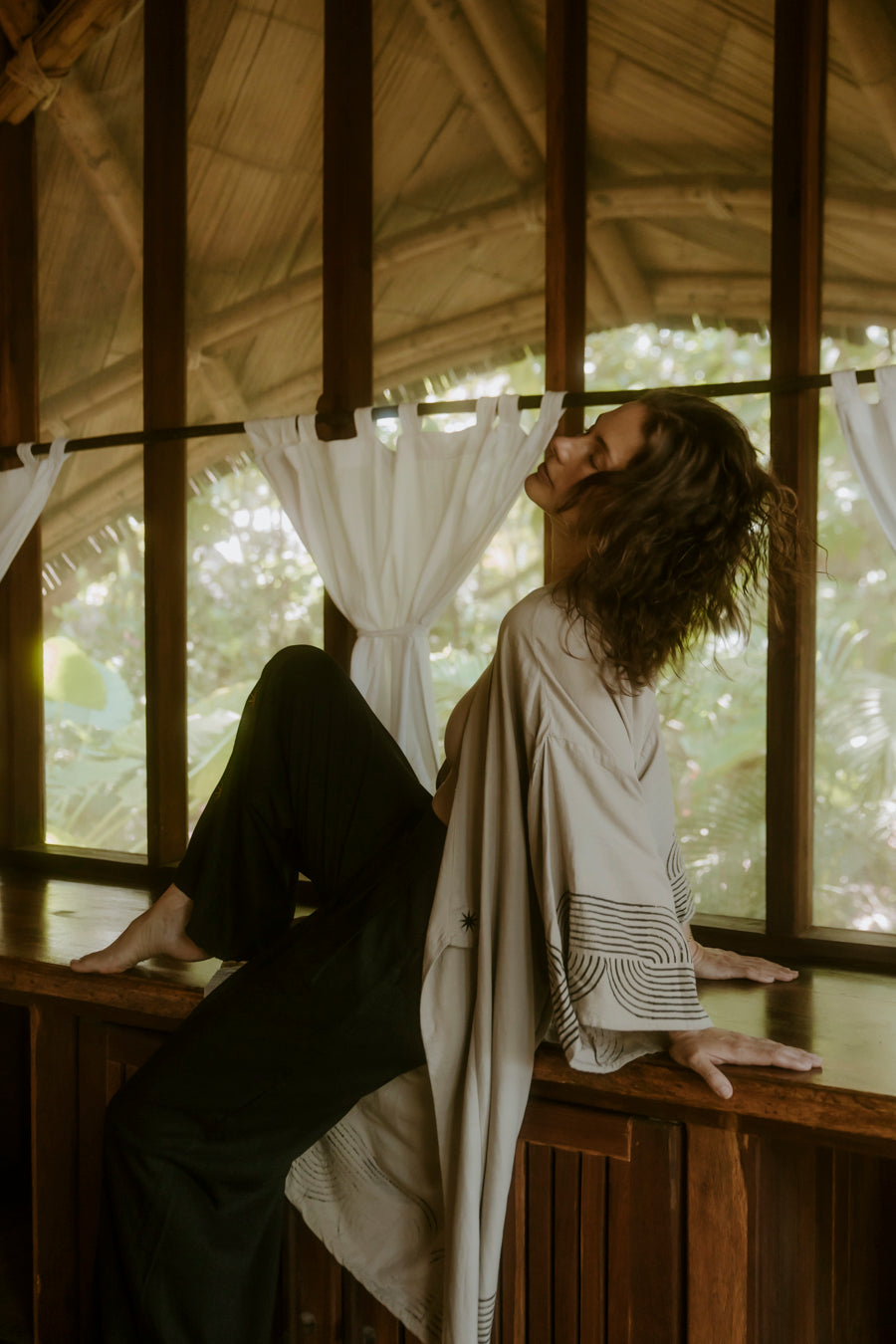 KIMONO AWAKE